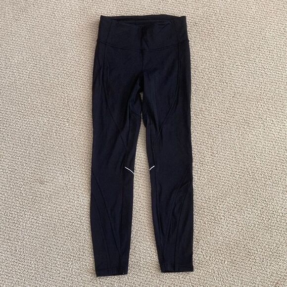 NEW LULULEMON Chasing Miles Tight MR 25" Leggings Nulux Fast Free Size 4 NWOT - Picture 6 of 14